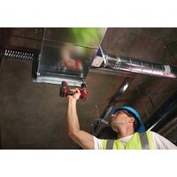 Дрель-шуруповерт Milwaukee M18 BDD-202C 4933443555 (с 2-мя АКБ, кейс) - Превью изображения №8 — Лайт Стор