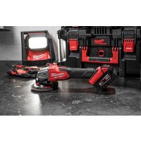 Угловая шлифмашина Milwaukee M18 FSAG125XB-502X Fuel 4933478430 (с 2-мя АКБ) - Превью изображения №4 — Лайт Стор
