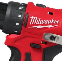 Дрель-шуруповерт Milwaukee M12 BLDDRC-0 4933499683 (без АКБ) - Превью изображения №4 — Лайт Стор