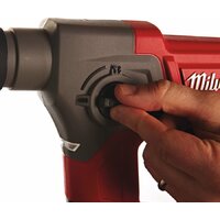 Перфоратор Milwaukee M12 CH-402C FUEL [4933441475] - Превью изображения №6 — Лайт Стор