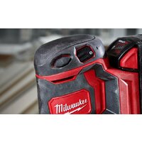Эксцентриковая шлифмашина Milwaukee M18 BOS125-502B 4933464229 (с 2-мя АКБ, сумка) - Превью изображения №6 — Лайт Стор