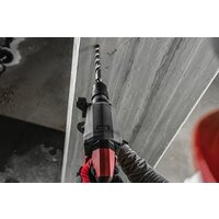 Перфоратор Milwaukee M18 FUEL M18ONEFHX-552X 4933478504 (с 2-мя АКБ, кейс) - Превью изображения №10 — Лайт Стор