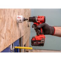 Дрель-шуруповерт Milwaukee M18 M18BLDDRC-402C 4933492834 (с 2-мя АКБ 4 Ач, кейс) - Превью изображения №7 — Лайт Стор
