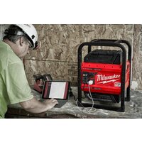 Портативная зарядная станция Milwaukee MX FUEL MXF PS-0 4933493922 (без АКБ) - Превью изображения №22 — Лайт Стор