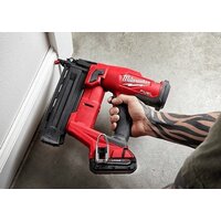 Гвоздезабиватель Milwaukee M18FN18GS-202X 4933471407 (с 2-мя АКБ, кейс) - Превью изображения №18 — Лайт Стор