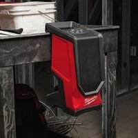 Беспроводная колонка Milwaukee M18 SPEJSG2-0 - Превью изображения №6 — Лайт Стор