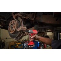 Гайковерт Milwaukee M18 ONEFHIWF34-502X Fuel 4933459730 (с 2-мя АКБ, кейс) - Превью изображения №4 — Лайт Стор