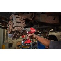 Гайковерт Milwaukee M18 ONEIWF12-502X Fuel 4933451374 (с 2-мя АКБ, кейс) - Превью изображения №14 — Лайт Стор