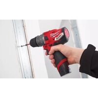 Ударная дрель-шуруповерт Milwaukee M12 FPDX-202X 4933464136 (с 2-мя АКБ, кейс) - Превью изображения №5 — Лайт Стор