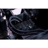 Оперативная память Kingston FURY Renegade 2x16ГБ DDR4 3600МГц KF436C16RB12K2/32 - Превью изображения №2 — Лайт Стор